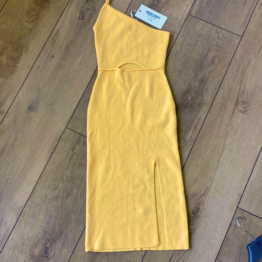 Yellow knit dress.